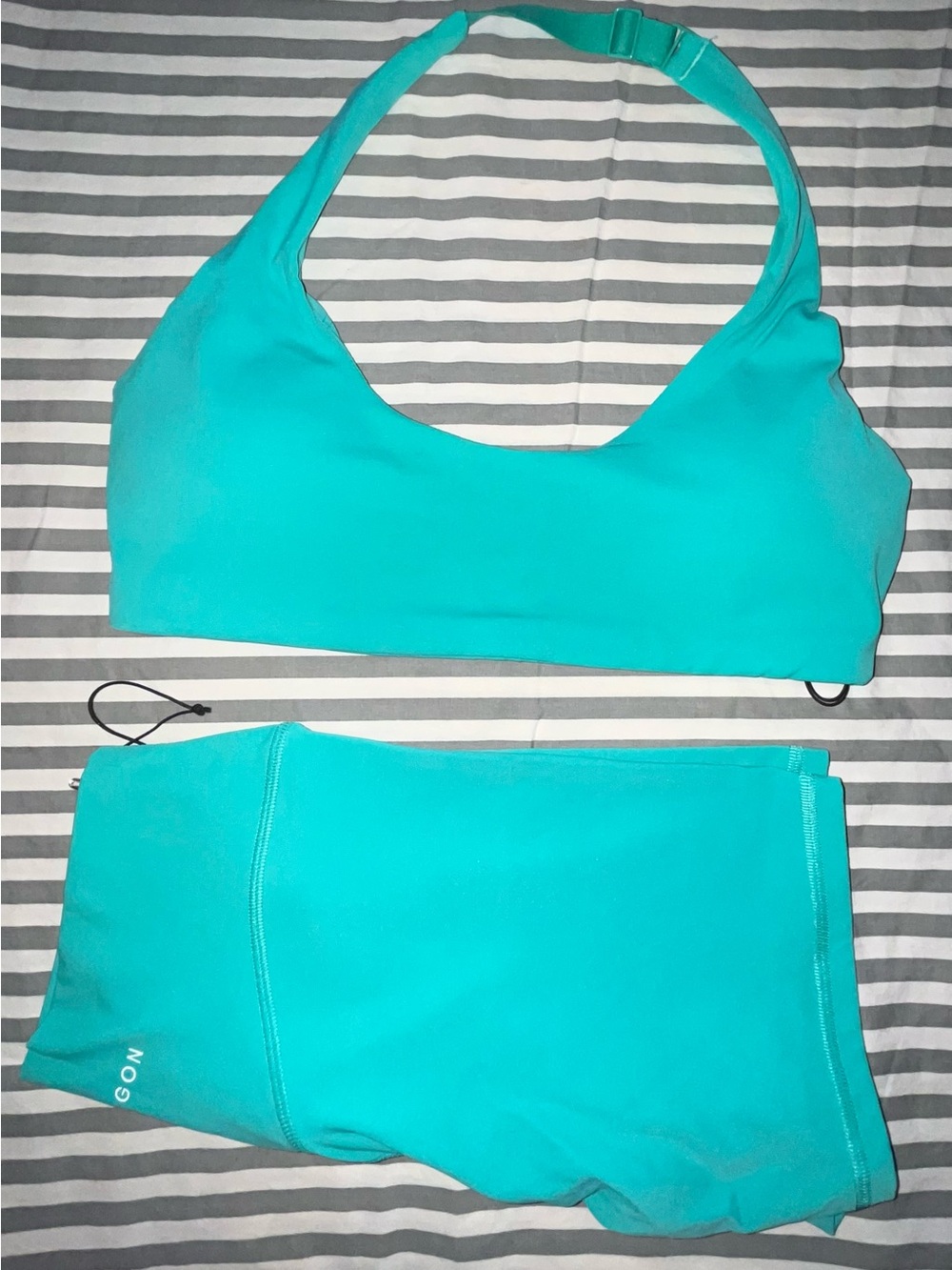 Paragon Recstretch Mid Rise SculptSeam Plus Short 4” & Unbound Halter Bra Sz M